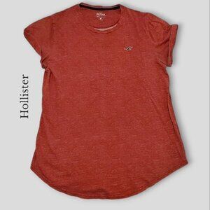 Hollister Mare Wash Red Curved Hem Tee- Size M- 100٪ Cotton